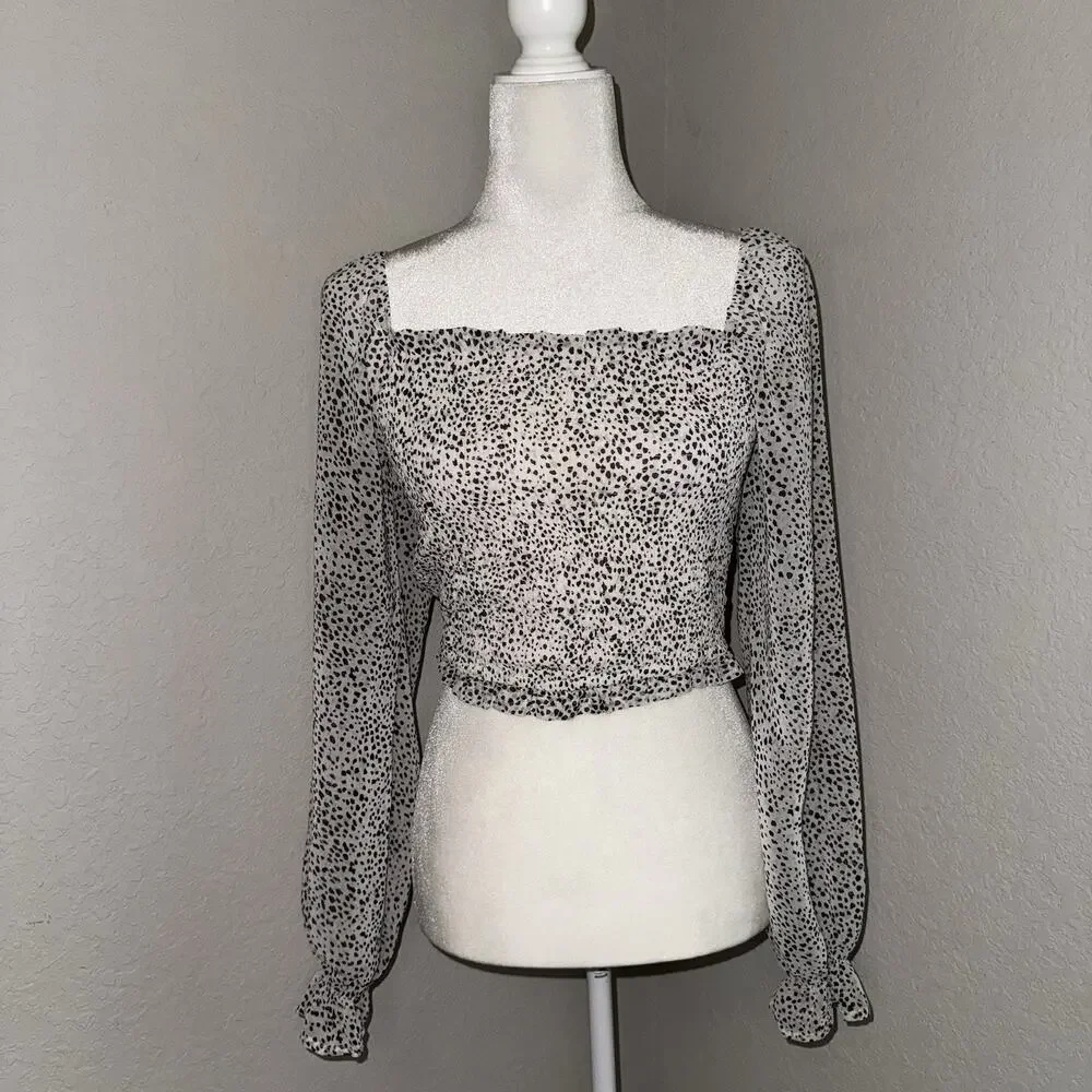 Japna Womens Long Sleeve Crop Top Smocked Animal Print Size S Boho Casual Preppy